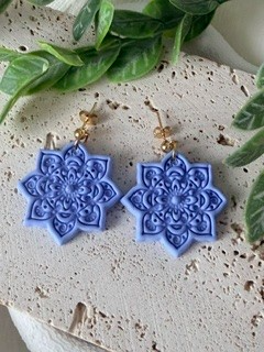 Mandala blauw oorbel