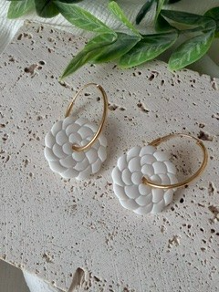 Bloem swirl oorbellen